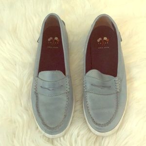 Women’s loafers blue size 8